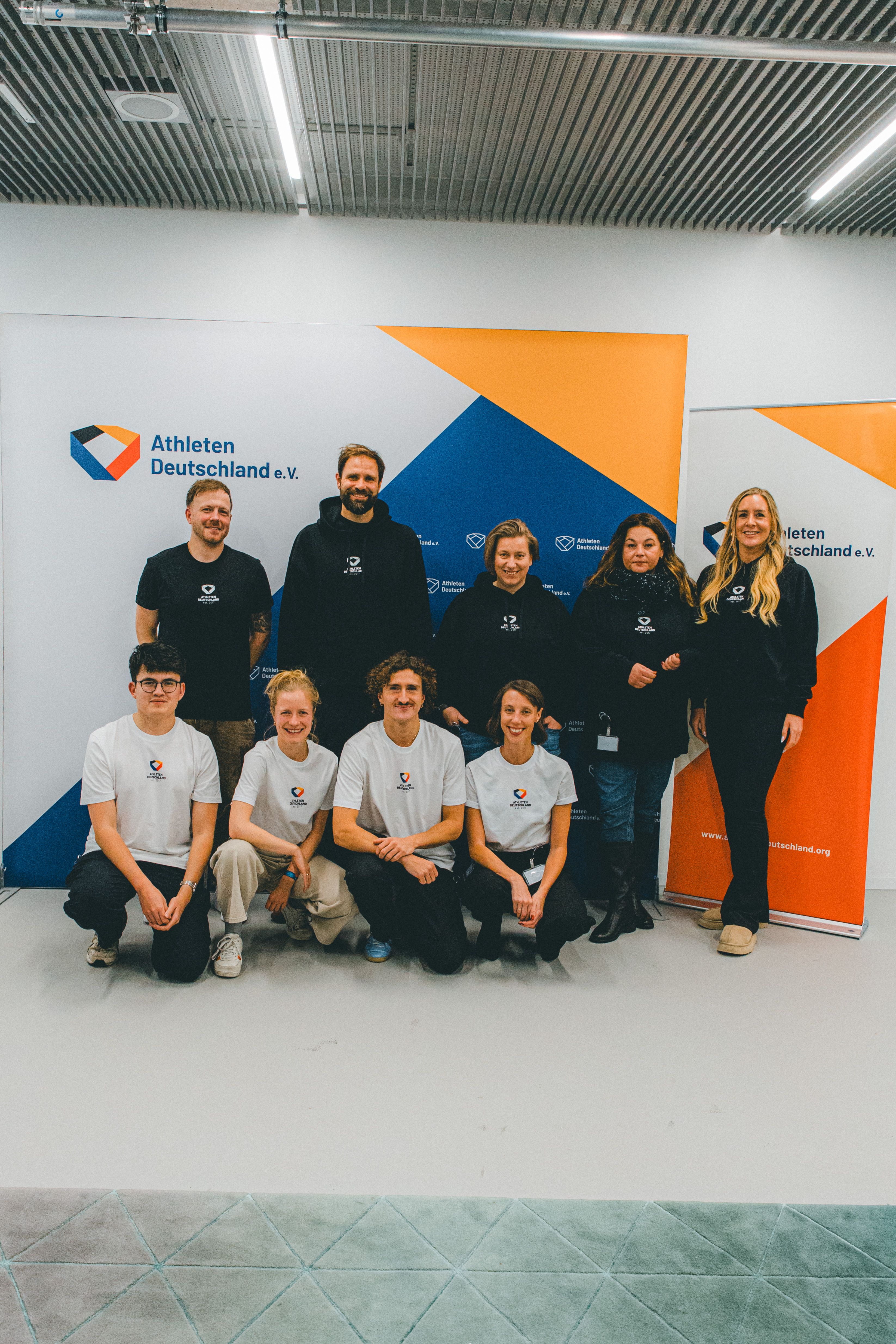 Das Team von Athleten Deutschland auf einem Gruppenbild.