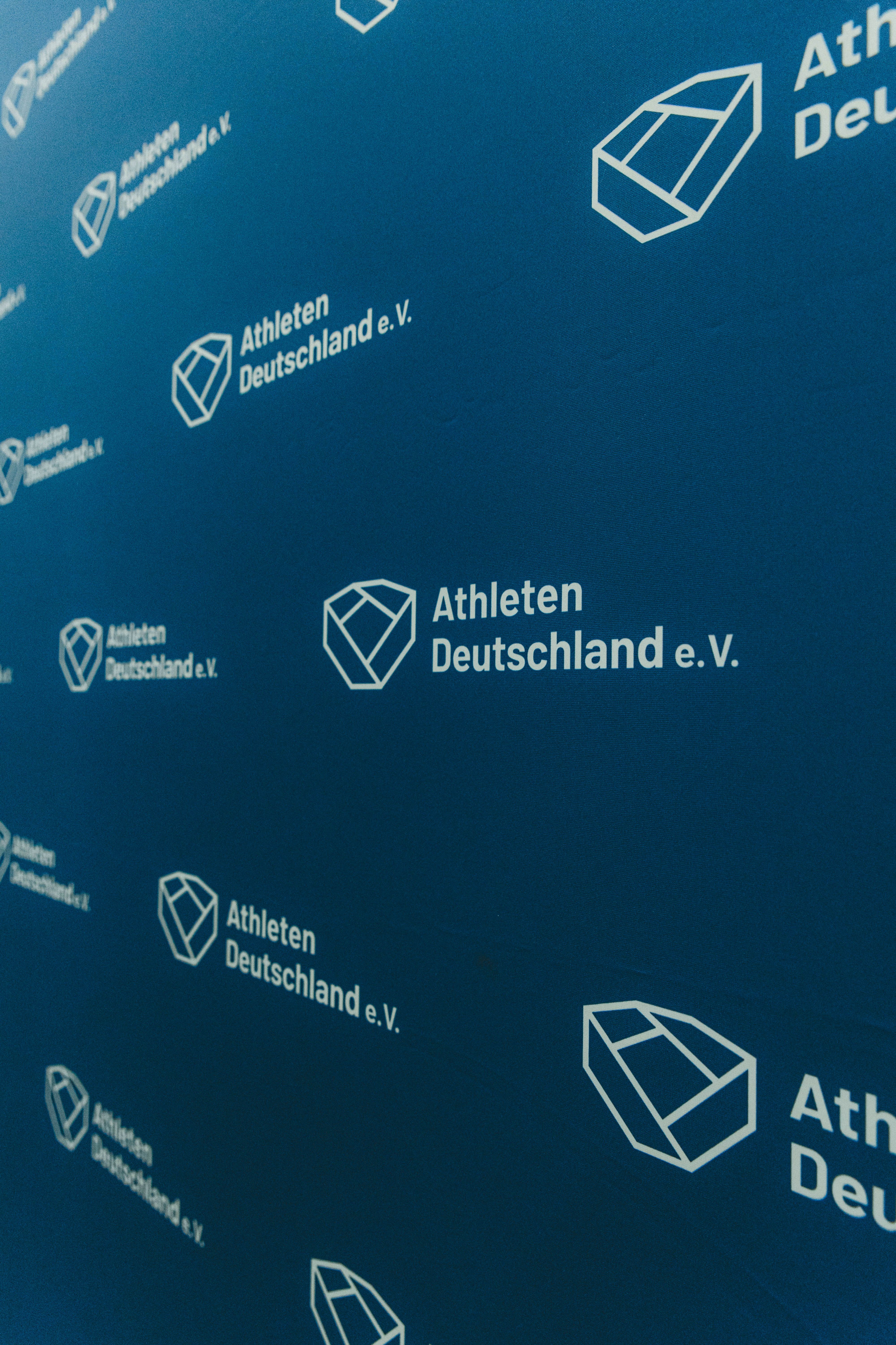 Pressewand von Athleten Deutschland.