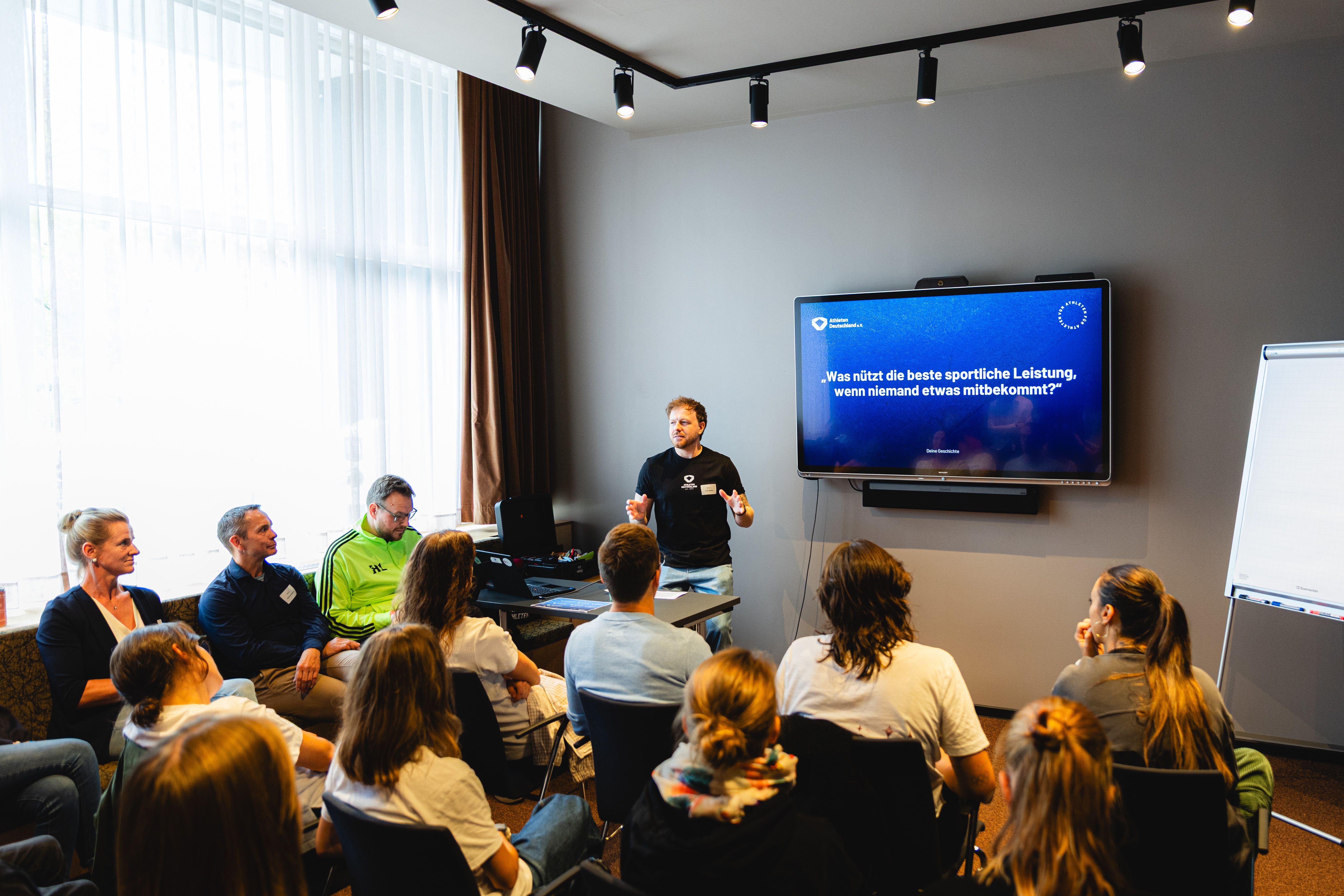 Athletes_Summit_-2393.jpg