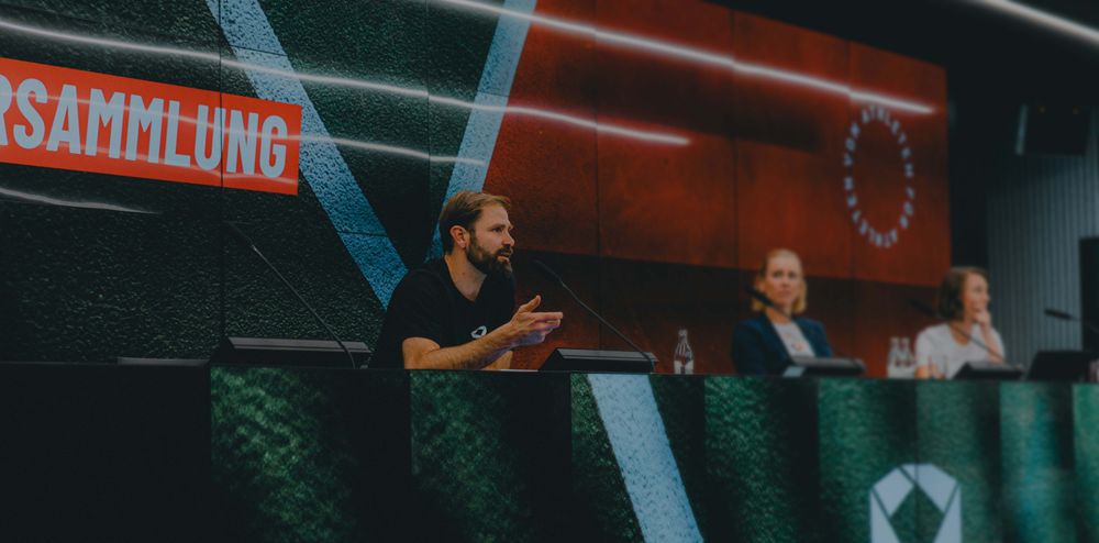 News hero background